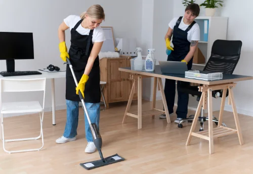 Nettoyage de bureau professionnel à Ance Féas